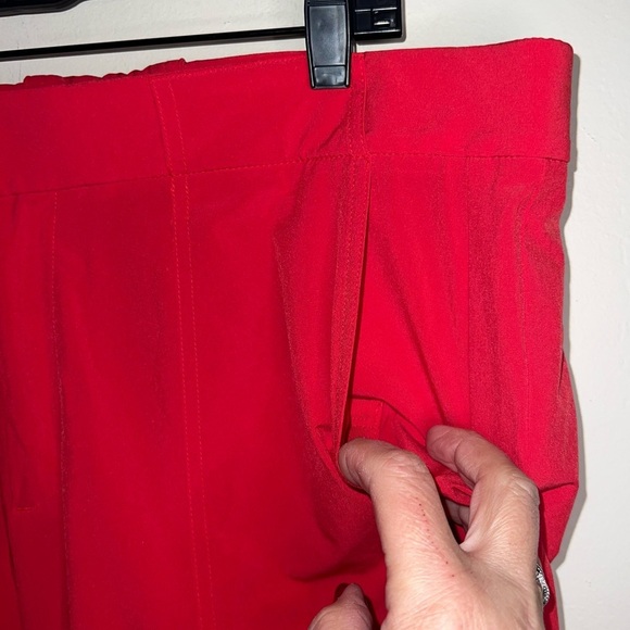 Athleta Tribeca Utility Crop Pants Hibiscus Red Size 16 - Picture 7 of 14